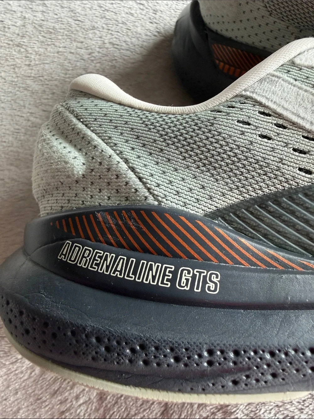 Brooks Adrenaline GTS Running Shoes. Sz 6.5 Wide. Gray. Good tread. Lightweight.